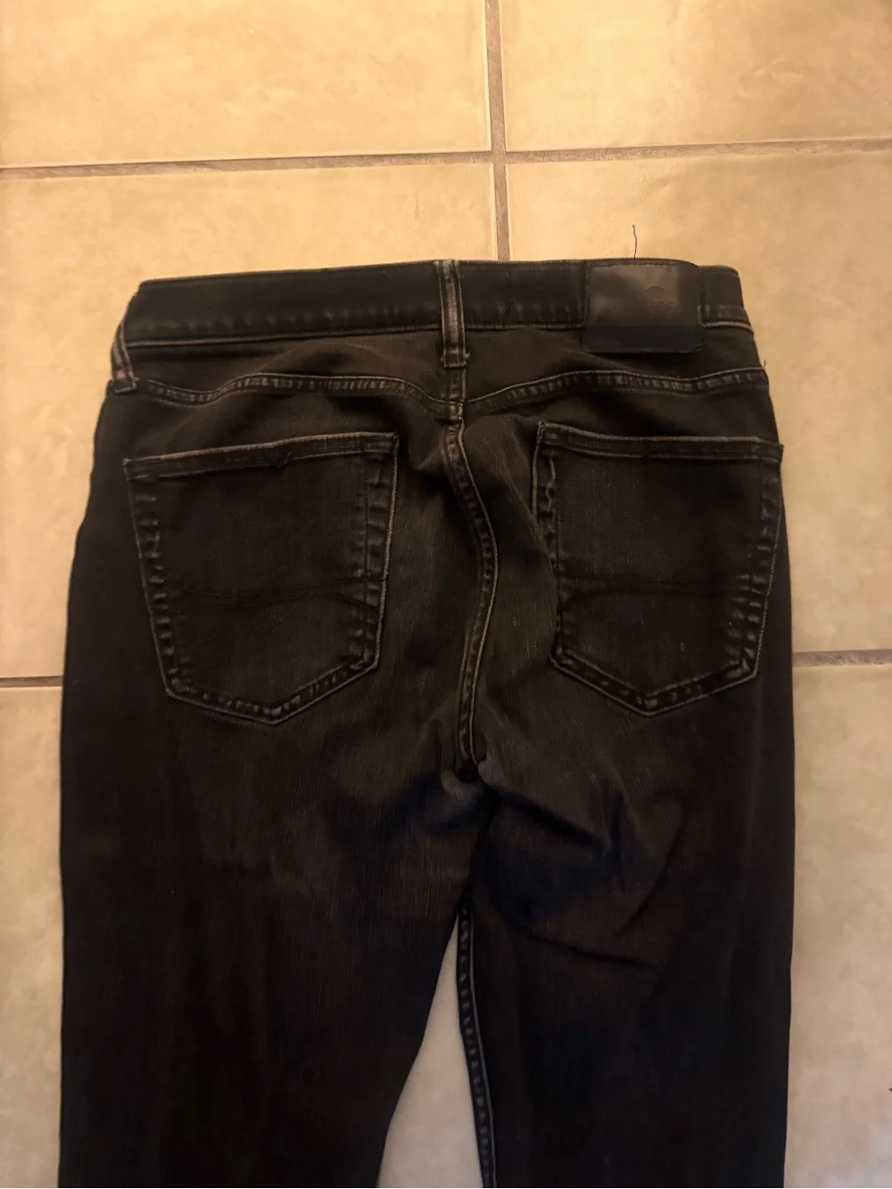 Hollister slim cut
